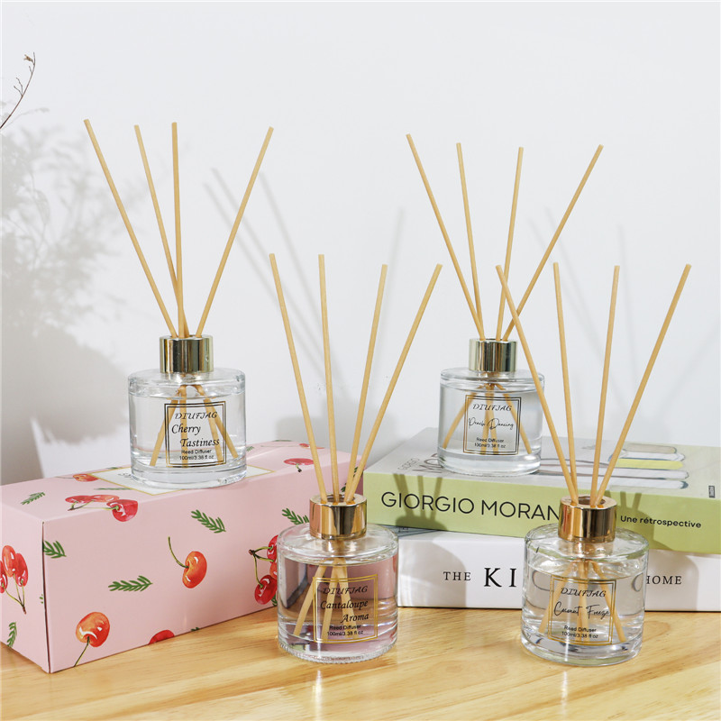 Aromatherapy Essential oil Long-lasting fragrance freshener reed diffuser (2).jpg