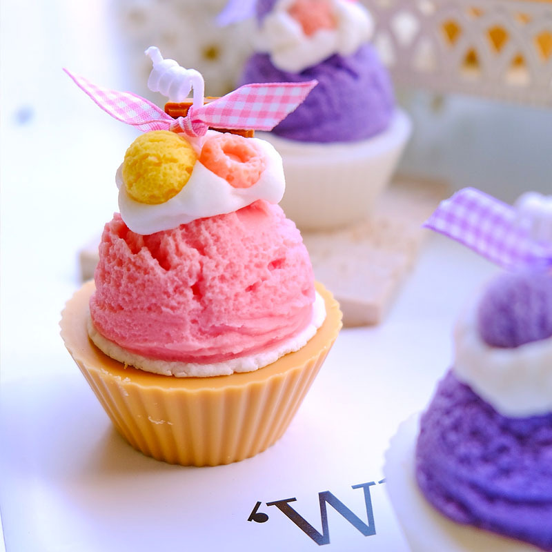 Dessert Shape Aromatherapy Candle Gift Box Lovely Romantic Female Gift (1).jpg