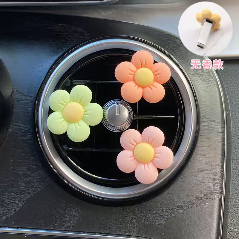 Lovely Flower Resin Car Aromatherapy to Remove Odor Outlet Decoration (4).jpg